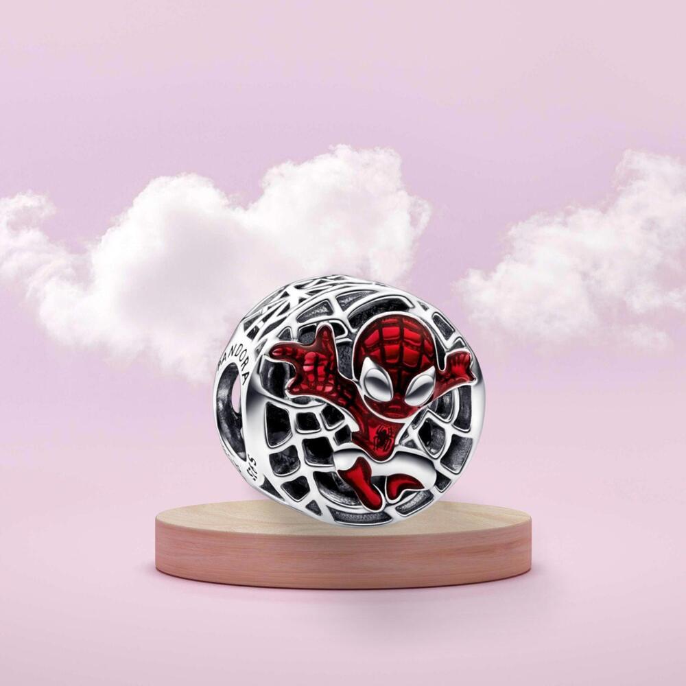 Pandora Marvel Spider-Man Soaring City Charm Bracelet